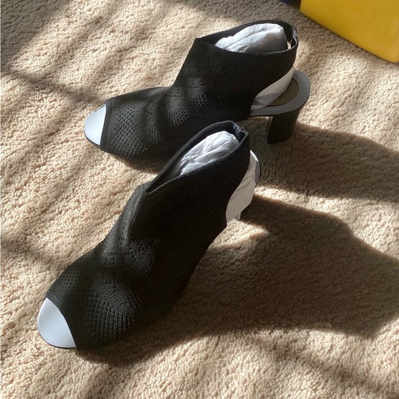 NEW Lifestride ALITA Bootie - Picture 2 of 9